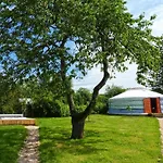 Alojamento de Acomodação e Pequeno-almoço Le Village Des Templiers