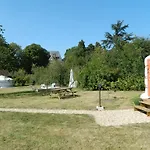 Le Village Des Templiers Trie-Château