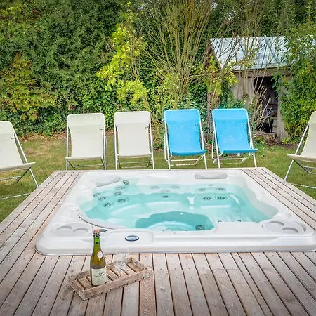 Le Village Des Templiers Trie-Château