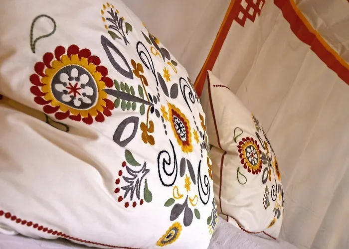 Le Village Des Templiers Bed & Breakfast 3*