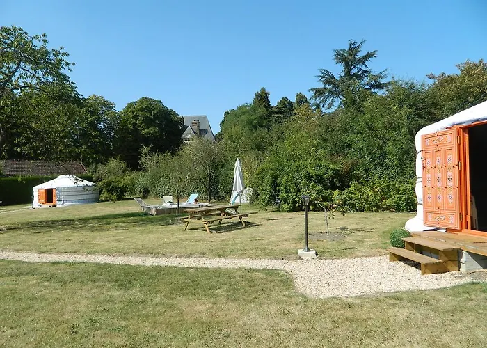 Le Village Des Templiers Trie-Chateau