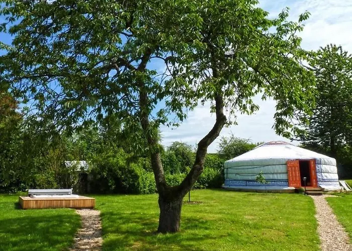 Bed & Breakfast Le Village Des Templiers 3*