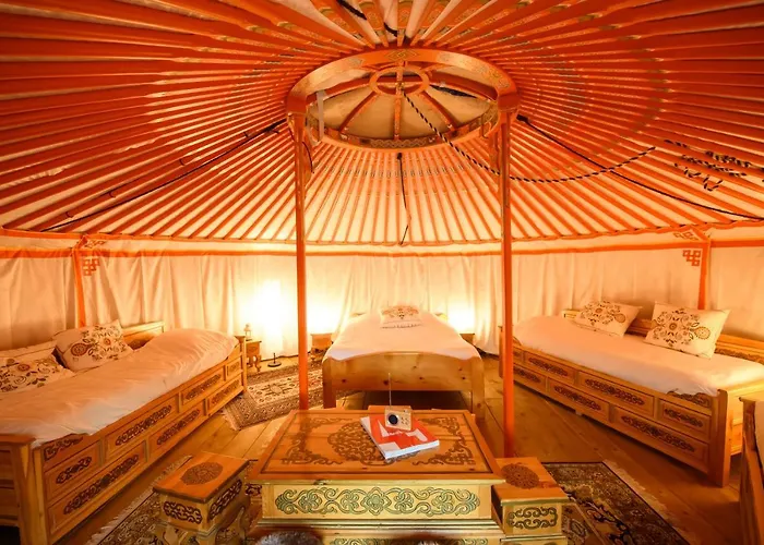 Le Village Des Templiers Bed & Breakfast